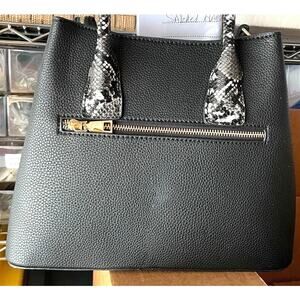 Isabelle Womens Vegan Double Handle Satchel Handbag NWT